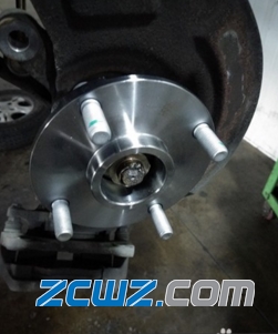 汽車輪胎軸承拆卸步驟