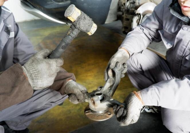 輪轂軸承損壞跟減振器有關(guān)系嗎不但有而且還很大!