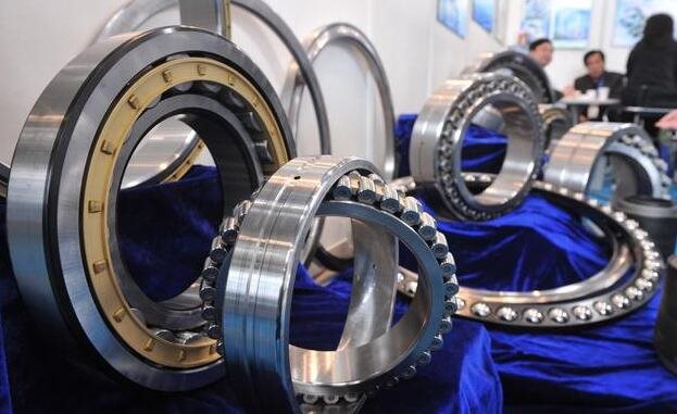 靜壓軸承主軸裝置與具備該主軸裝置的磨床