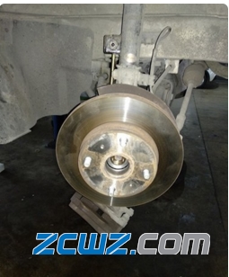 汽車輪胎軸承拆卸步驟