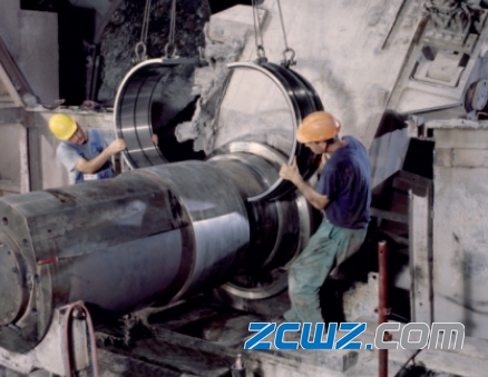 看看剖分式調(diào)心滾子軸承怎樣安裝更好？