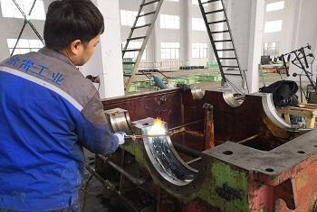 從減速機軸承室磨損分析工藝技術(shù)的選擇