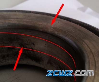 圓錐滾子軸承滾道破損和貫穿裂紋故障分析